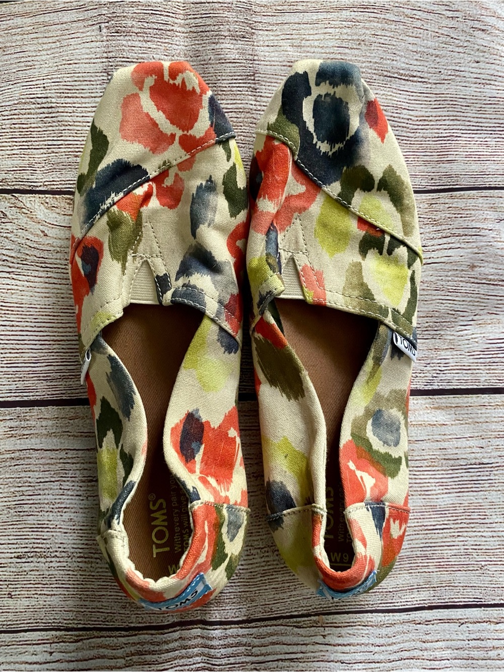 TOMS Women's Canvas Slip-On in Multicolor Floral Print